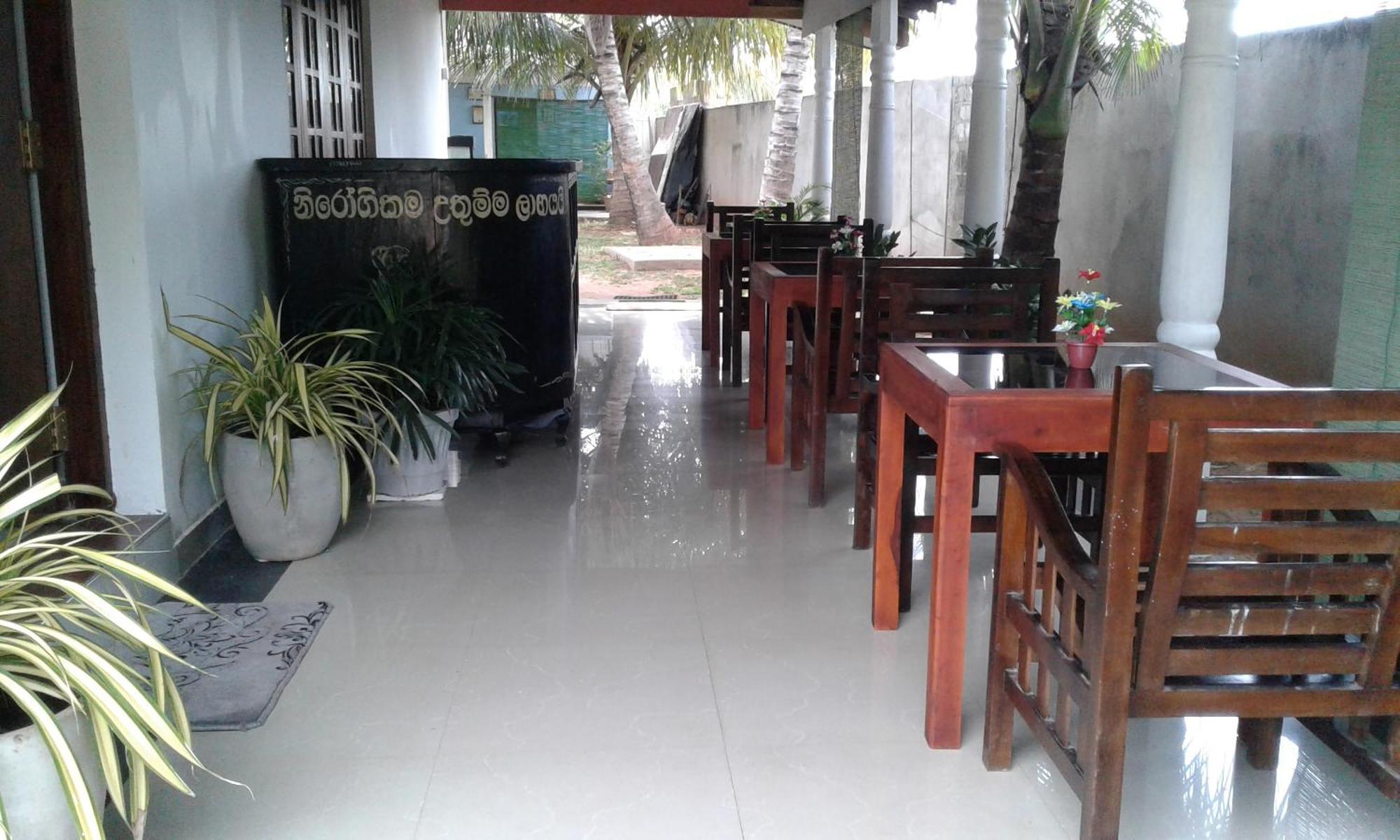 The Max Villa Negombo Buitenkant foto
